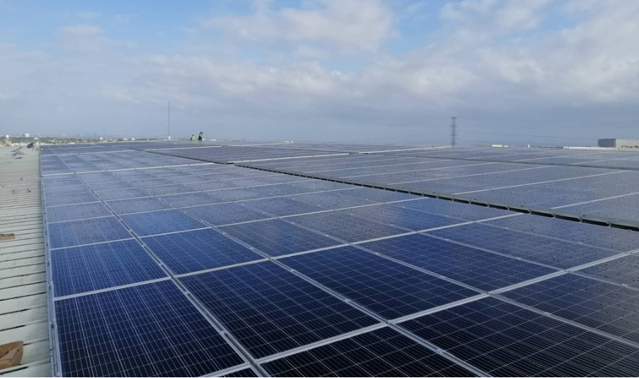 タイのサハグループの工場の屋根を活用した太陽光発電システム